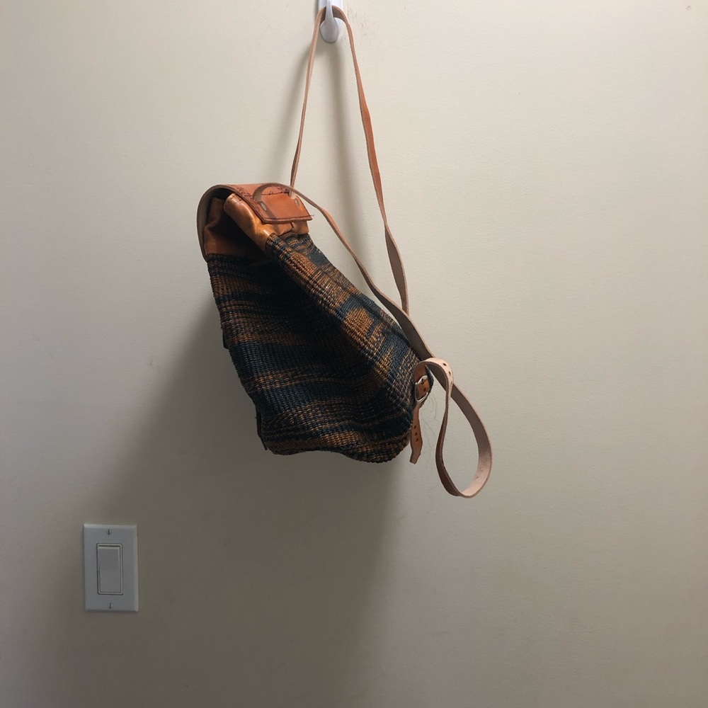 Handwoven Backpack - Picture 4 of 5